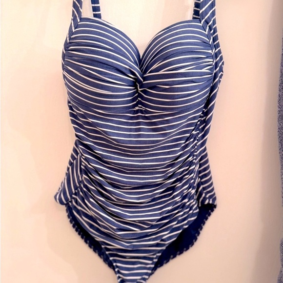 Nip Tuck Women's Swim Joanne One Piece Swimsuit blue & white Stripes size 10 - Picture 7 of 13